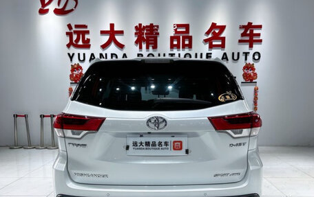 Toyota Highlander III, 2021 год, 3 175 000 рублей, 4 фотография