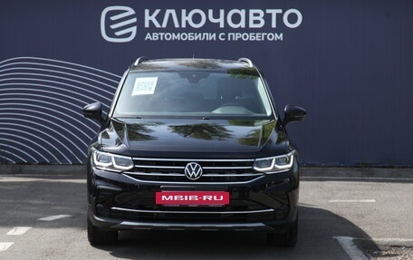 Volkswagen Tiguan II, 2021 год, 3 610 000 рублей, 3 фотография