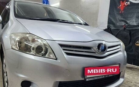 Toyota Auris II, 2010 год, 980 000 рублей, 3 фотография