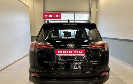 Toyota RAV4, 2017 год, 2 935 000 рублей, 5 фотография