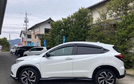 Honda Vezel, 2019 год, 1 350 000 рублей, 9 фотография