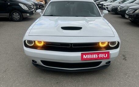 Dodge Challenger III рестайлинг 2, 2019 год, 4 999 999 рублей, 2 фотография