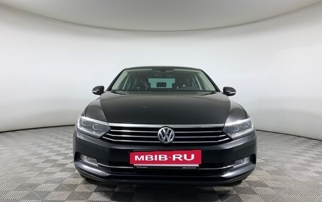Volkswagen Passat B8 рестайлинг, 2019 год, 2 455 000 рублей, 2 фотография