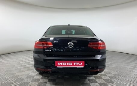 Volkswagen Passat B8 рестайлинг, 2019 год, 2 455 000 рублей, 6 фотография