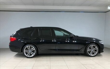 BMW 5 серия, 2018 год, 3 499 000 рублей, 6 фотография