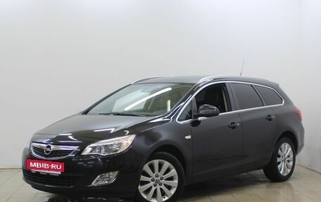 Opel Astra J, 2011 год, 1 060 000 рублей, 2 фотография