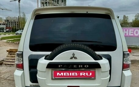 Mitsubishi Pajero IV, 2011 год, 2 179 000 рублей, 4 фотография