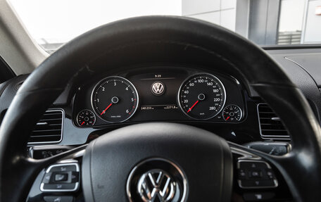 Volkswagen Touareg III, 2012 год, 1 999 000 рублей, 13 фотография
