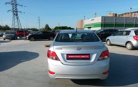 Hyundai Solaris II рестайлинг, 2012 год, 949 000 рублей, 6 фотография
