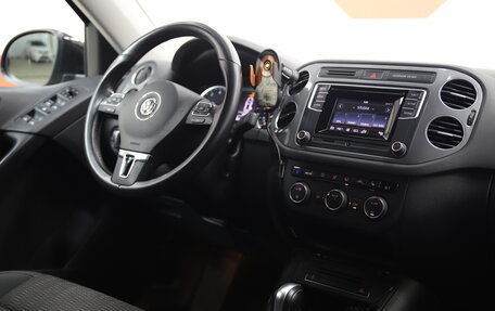 Volkswagen Tiguan I, 2016 год, 2 200 000 рублей, 13 фотография