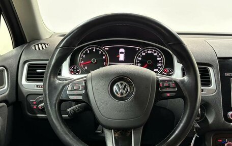 Volkswagen Touareg III, 2011 год, 1 772 000 рублей, 12 фотография