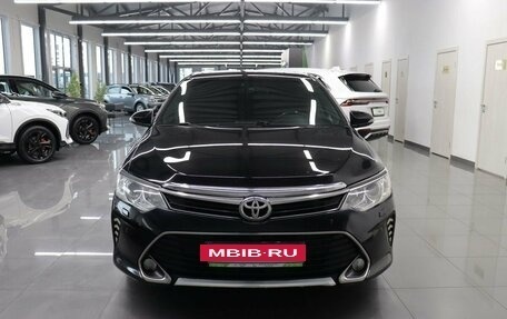 Toyota Camry, 2016 год, 1 895 000 рублей, 3 фотография