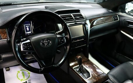 Toyota Camry, 2016 год, 1 895 000 рублей, 9 фотография