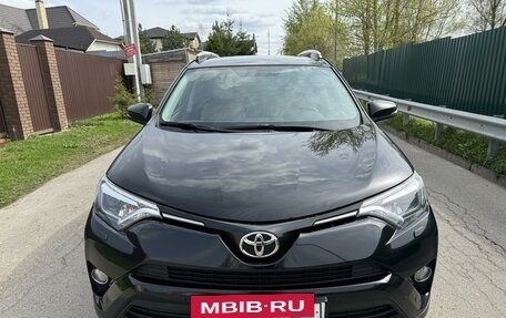 Toyota RAV4, 2019 год, 3 200 000 рублей, 11 фотография