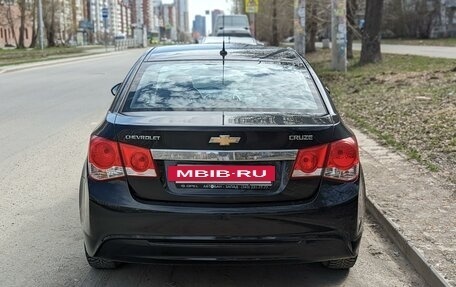 Chevrolet Cruze II, 2013 год, 999 000 рублей, 5 фотография