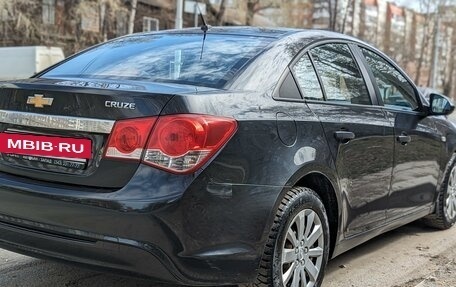 Chevrolet Cruze II, 2013 год, 999 000 рублей, 4 фотография