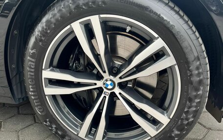 BMW X7, 2022 год, 21 фотография