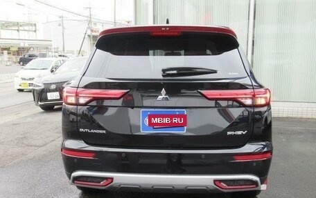 Mitsubishi Outlander, 2021 год, 3 564 000 рублей, 5 фотография