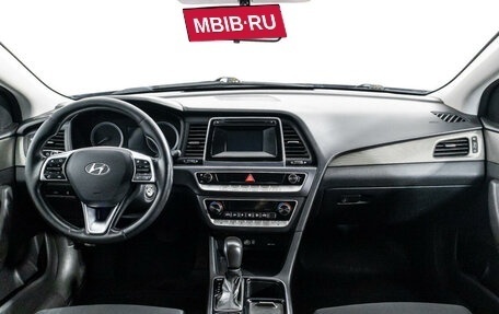 Hyundai Sonata VII, 2019 год, 1 739 789 рублей, 13 фотография
