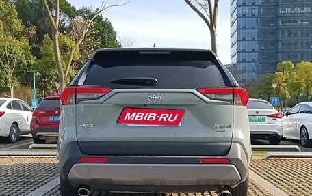 Toyota RAV4, 2020 год, 2 520 000 рублей, 5 фотография