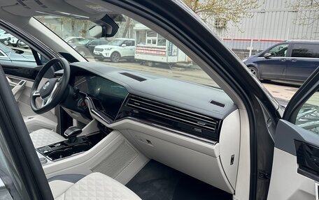 Volkswagen Touareg III, 2019 год, 5 600 000 рублей, 6 фотография