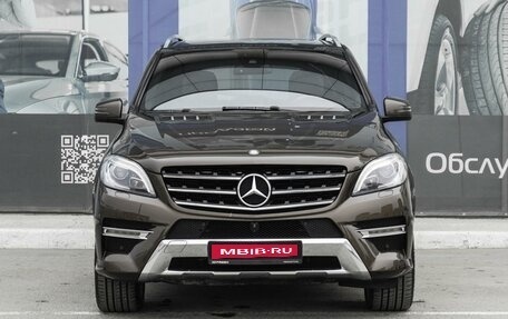 Mercedes-Benz M-Класс, 2014 год, 3 049 000 рублей, 3 фотография