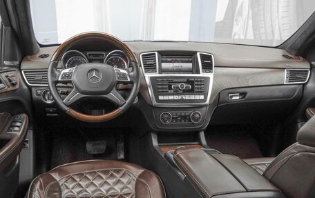 Mercedes-Benz M-Класс, 2014 год, 3 049 000 рублей, 6 фотография
