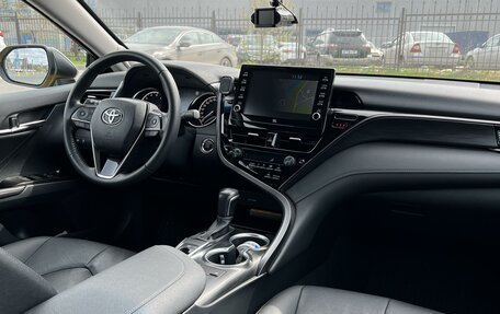 Toyota Camry, 2021 год, 2 870 000 рублей, 3 фотография