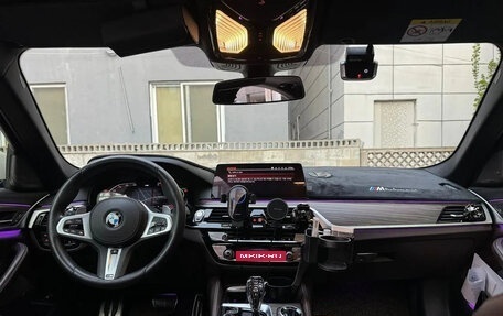 BMW 5 серия, 2020 год, 3 050 000 рублей, 8 фотография