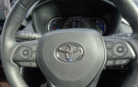 Toyota RAV4, 2021 год, 2 380 000 рублей, 16 фотография