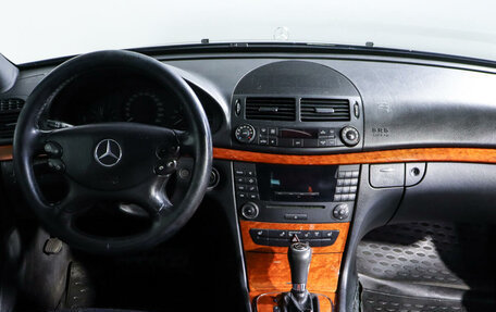 Mercedes-Benz E-Класс, 2006 год, 850 000 рублей, 12 фотография