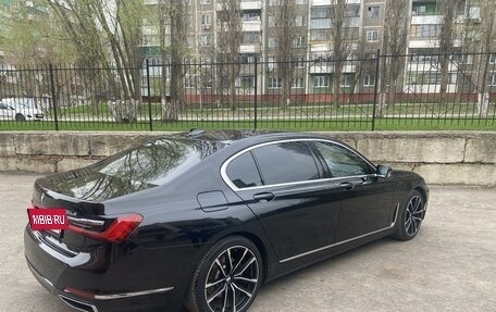 BMW 7 серия, 2019 год, 6 790 000 рублей, 2 фотография