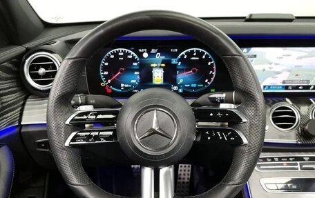 Mercedes-Benz E-Класс, 2021 год, 3 900 000 рублей, 7 фотография