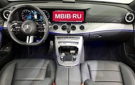 Mercedes-Benz E-Класс, 2021 год, 3 900 000 рублей, 9 фотография