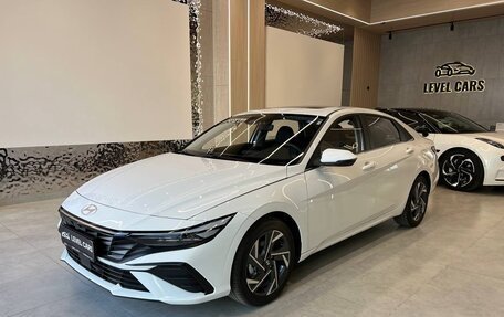 Hyundai Elantra, 2024 год, 2 790 000 рублей, 6 фотография
