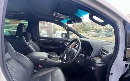 Toyota Alphard III, 2020 год, 3 645 000 рублей, 8 фотография