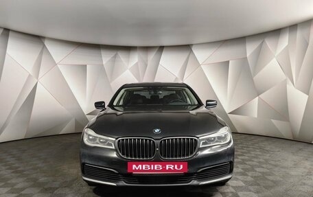BMW 7 серия, 2015 год, 3 398 000 рублей, 7 фотография