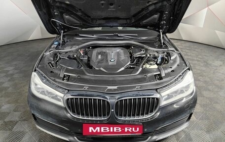 BMW 7 серия, 2015 год, 3 398 000 рублей, 9 фотография