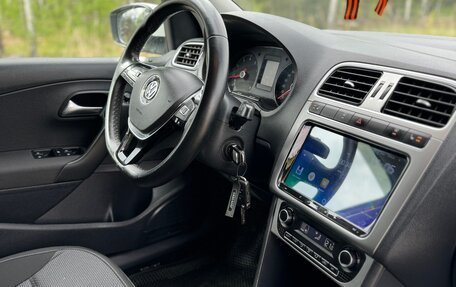 Volkswagen Polo VI (EU Market), 2018 год, 1 265 000 рублей, 13 фотография