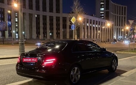 Mercedes-Benz E-Класс, 2016 год, 2 150 000 рублей, 5 фотография