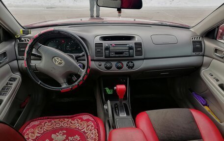 Toyota Camry V40, 2002 год, 800 000 рублей, 3 фотография