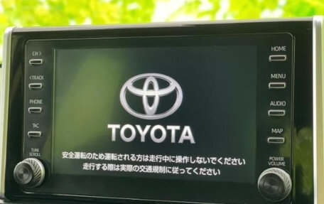 Toyota RAV4, 2021 год, 2 300 000 рублей, 9 фотография
