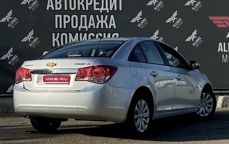 Chevrolet Cruze II, 2011 год, 885 000 рублей, 8 фотография