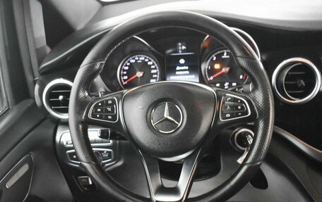 Mercedes-Benz V-Класс, 2017 год, 3 950 000 рублей, 8 фотография