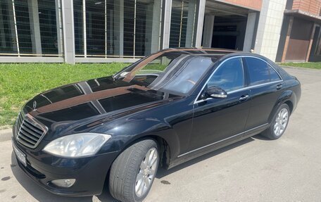 Mercedes-Benz S-Класс, 2007 год, 1 490 000 рублей, 2 фотография