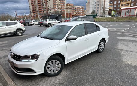 Volkswagen Jetta VI, 2016 год, 1 260 000 рублей, 2 фотография