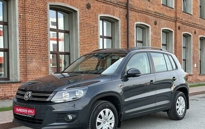 Volkswagen Tiguan I, 2015 год, 1 900 000 рублей, 1 фотография