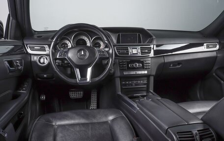 Mercedes-Benz E-Класс, 2014 год, 2 520 000 рублей, 6 фотография