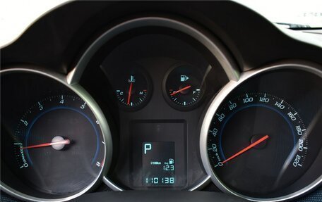 Chevrolet Cruze II, 2012 год, 950 000 рублей, 7 фотография