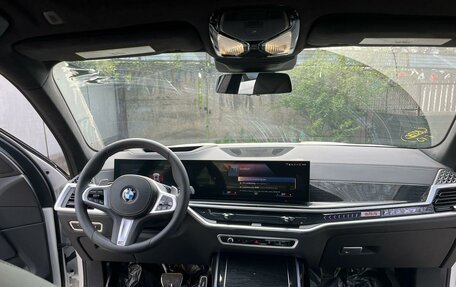 BMW X7, 2023 год, 13 643 369 рублей, 8 фотография